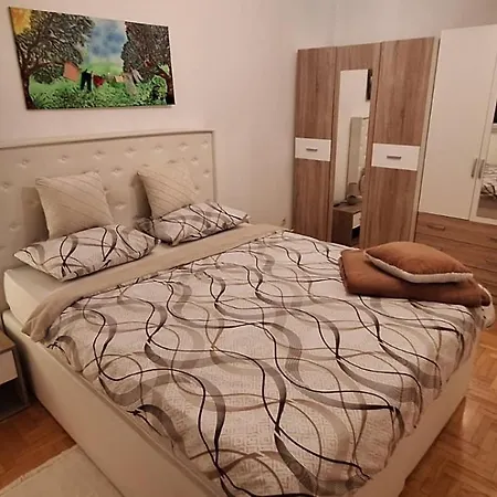 Padrino Bp Apartment *